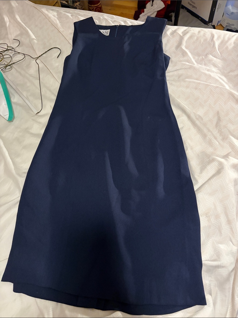 Gianni Navy Sleeveless Sheath Dress - Classic Workwear - 2 Petite
